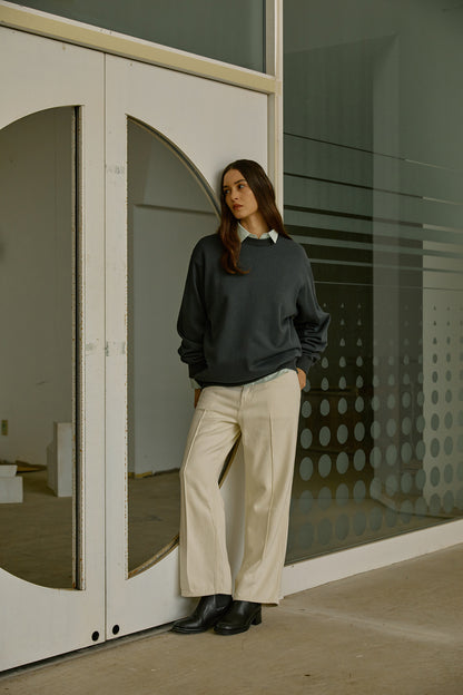 Model 174cm, M size, color OFF WHITE着用